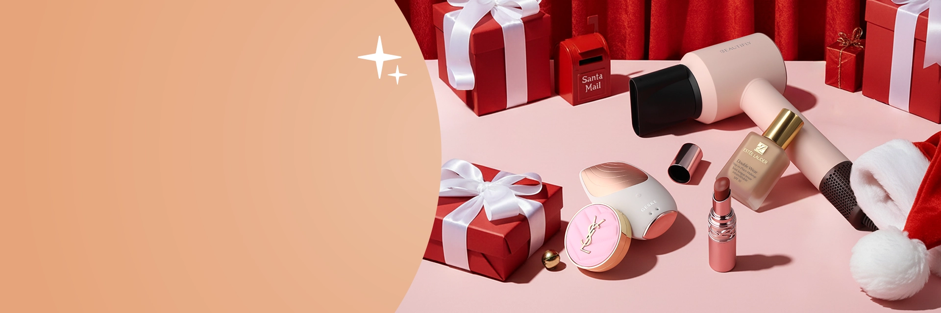 Elegancka aranżacja świąteczna z kosmetykami premium: Estée Lauder Double Wear, YSL róż i balsam, suszarka Beautifly DryFinity oraz soniczna szczoteczka Geske 6w1 w otoczeniu czerwonych pudełek.